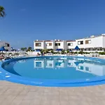 Club Atlantis 78 - One Bed Apartment *