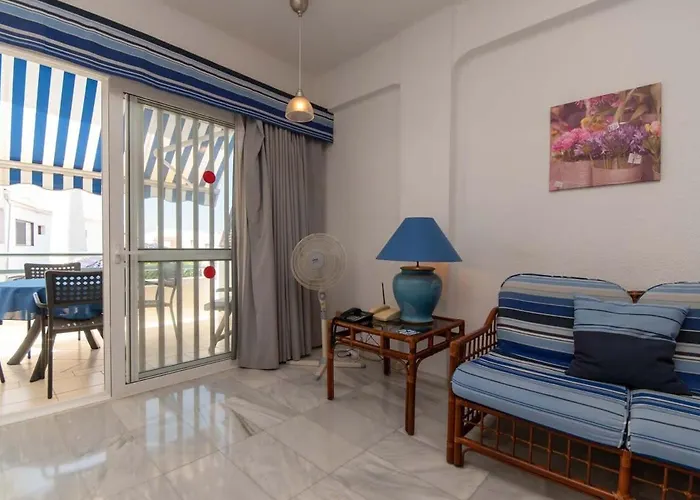 Club Atlantis 78 - One Bed * Адехе