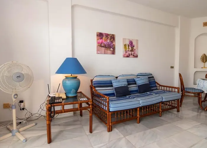 Club Atlantis 78 - One Bed Апартаменти Адехе