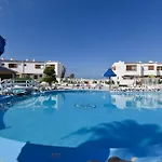 Club Atlantis 78 - One Bed * 아데제