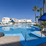 Club Atlantis 78 - One Bed * Адехе
