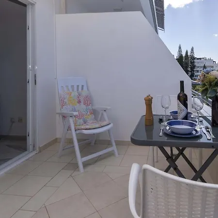 Club Atlantis 78 - One Bed