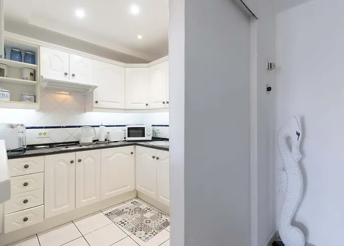 Club Atlantis 78 - One Bed