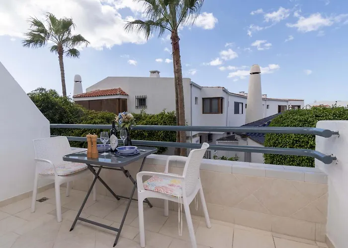 Club Atlantis 78 - One Bed *