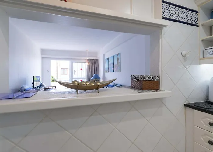 Club Atlantis 78 - One Bed Appartement *