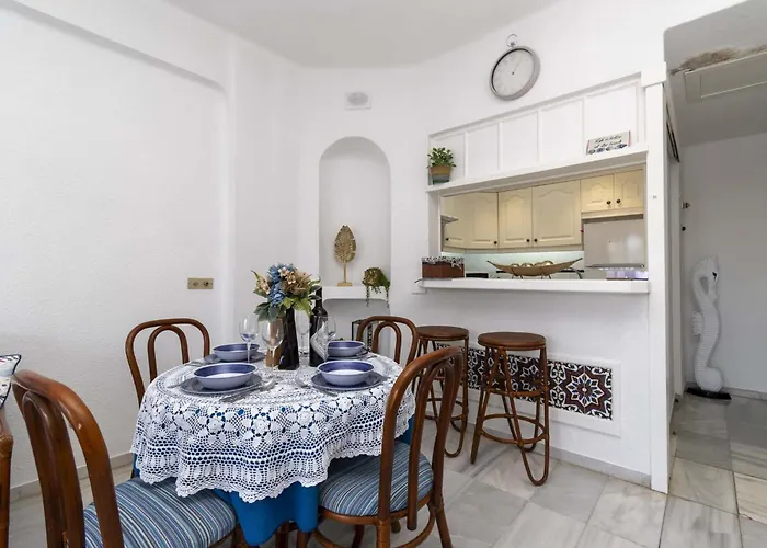 Club Atlantis 78 - One Bed